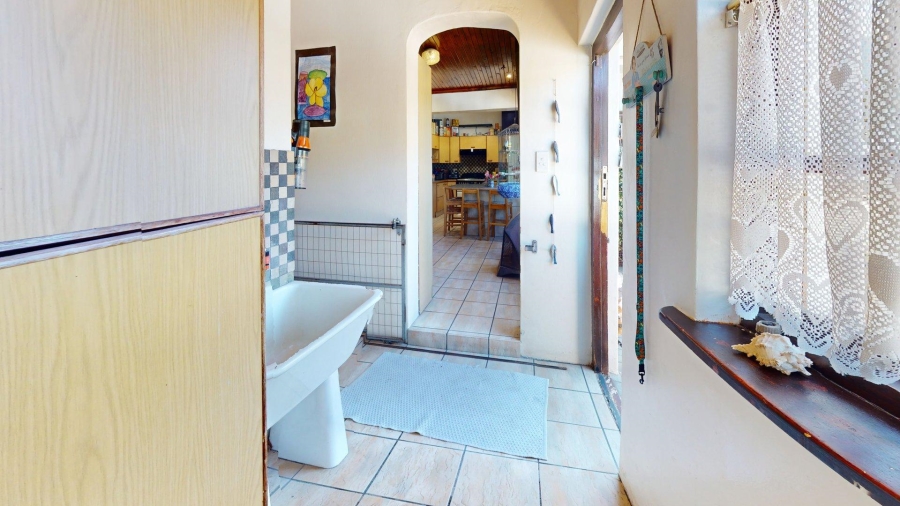 4 Bedroom Property for Sale in Walmer Eastern Cape